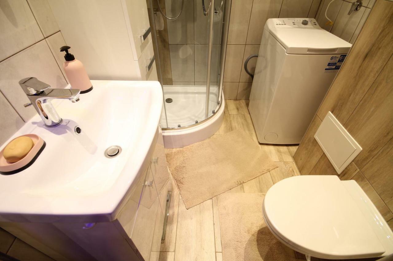 Studio Flat Grunwaldzka Up To 2Persons+1 Вроцлав Экстерьер фото