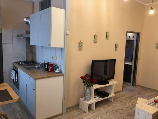 Studio Flat Grunwaldzka Up To 2Persons+1 Вроцлав Экстерьер фото